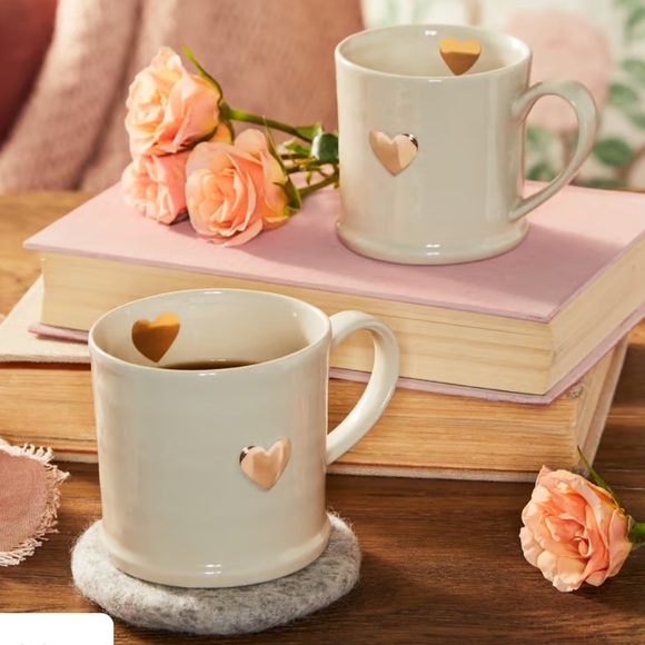 Sundance Other - 2!! ❣️ Sundance Catalog Sweetheart Stoneware Mug NWT x 2